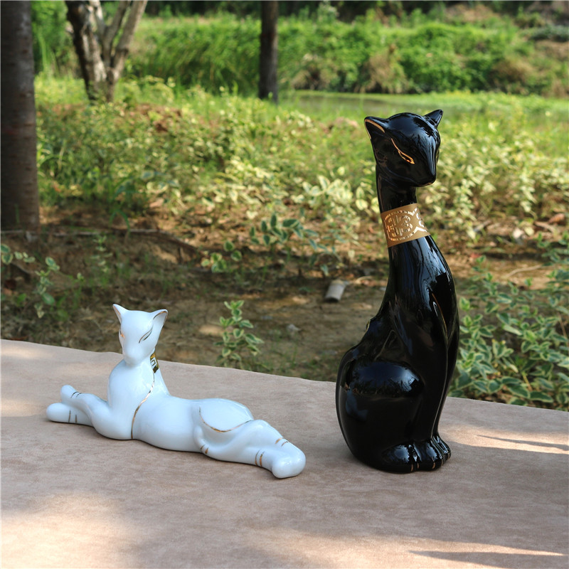 Abstrakcyjna Porcelanowa Bogin – Art Craft Cat recenzja i cena